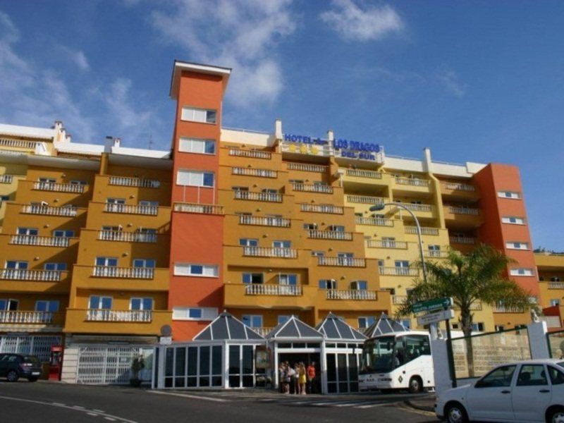 アパートホテル ロス ドラゴス デル スール プエルト・デ・サンティアゴ エクステリア 写真